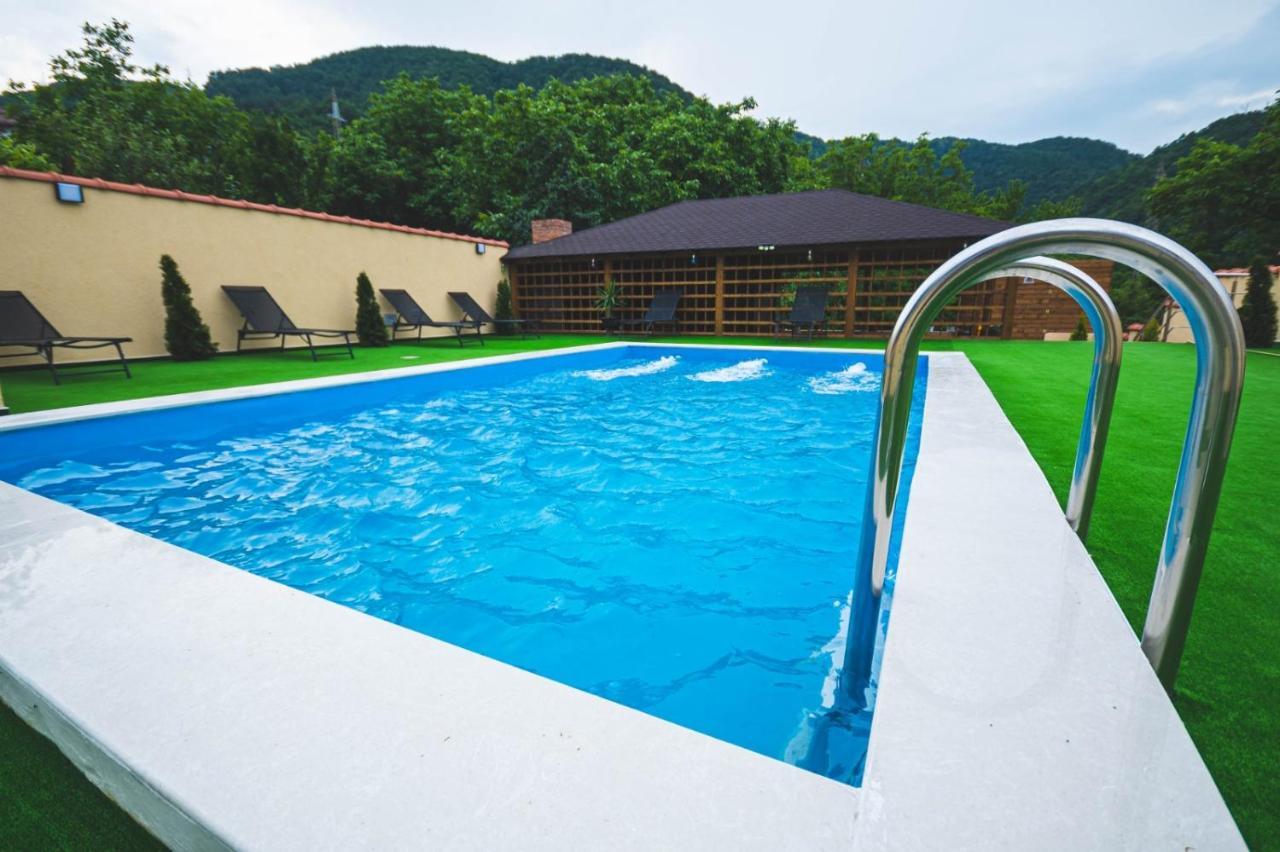 La Roby Si Niko Hotel Dubova Exterior photo