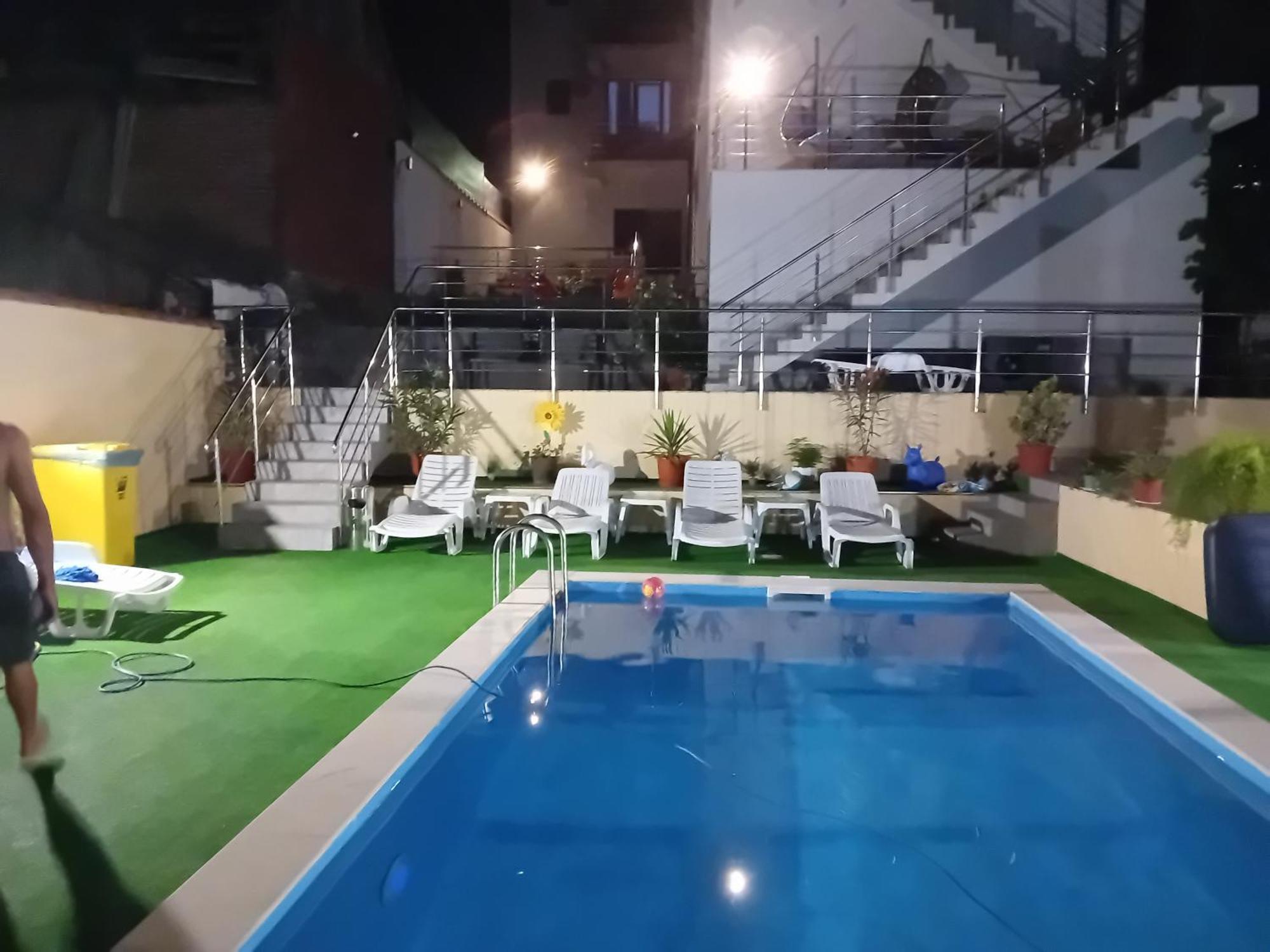 La Roby Si Niko Hotel Dubova Exterior photo